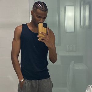 Meet your Posher, Justin